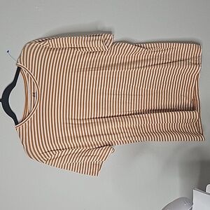 Orange and White Large H&M Slim fit Tee